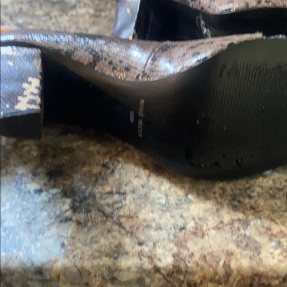 Snakeskin Heels - Picture 4 of 6